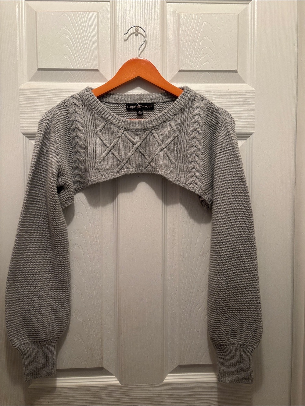 Almost Famous Light Gray Cropped Cable-Knit Shrug